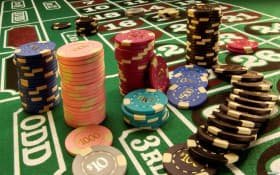 shwe2d Slots MMK ငွေသွင်း Wave Money KBZPay AYA Pay ဖြင့် ပေးချေနေသောပုံ